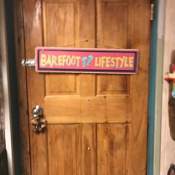 Signs - Picture 4 of 4